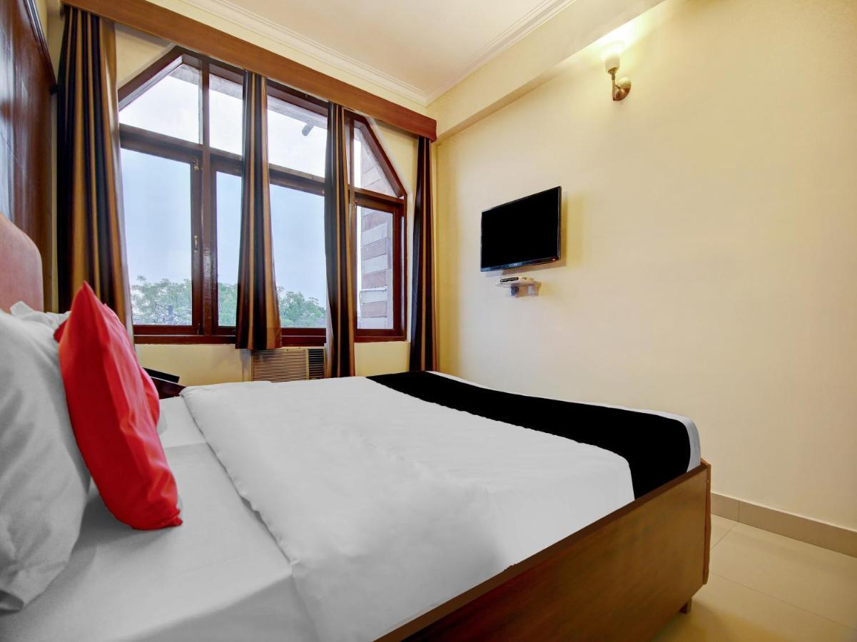 Capital O 31045 The Taj Residency- A Heritage Hotel Agra  Exterior foto