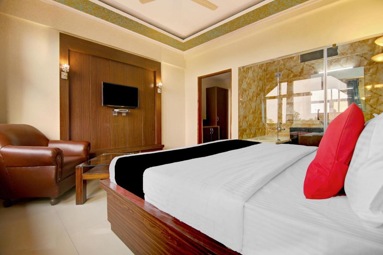 Capital O 31045 The Taj Residency- A Heritage Hotel Agra  Exterior foto